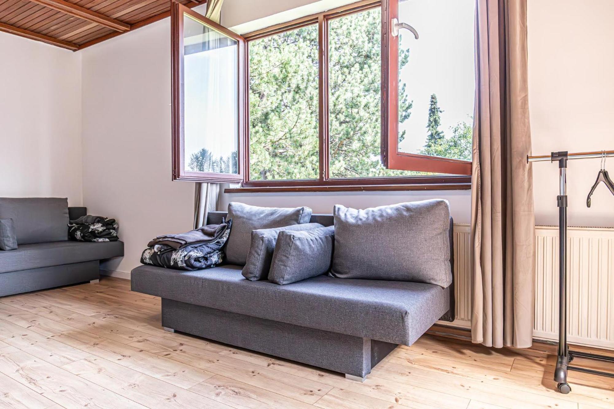 Comfy Rooms In Shared Villa With Terrace And Garden Viena Exterior foto