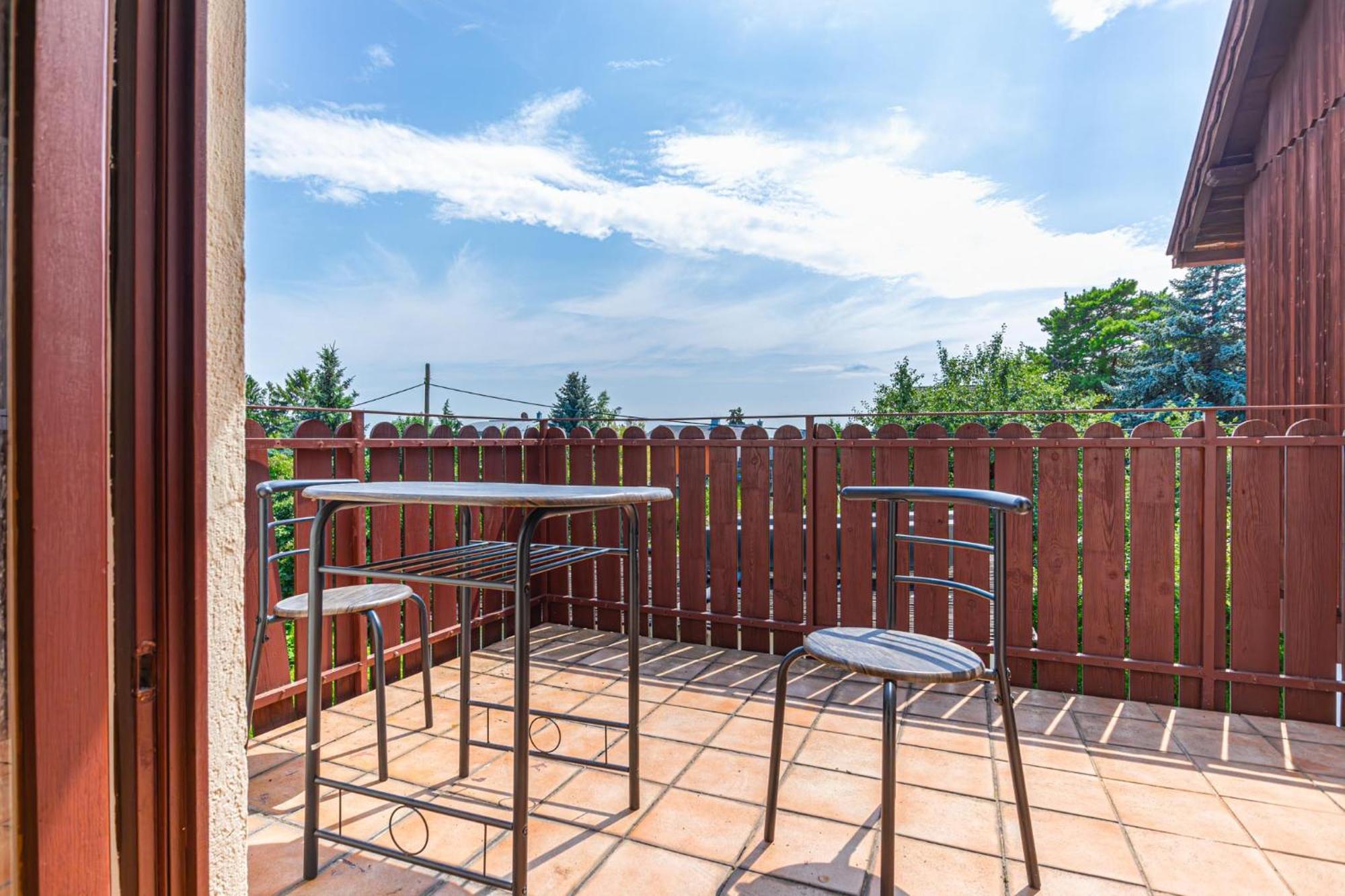 Comfy Rooms In Shared Villa With Terrace And Garden Viena Exterior foto