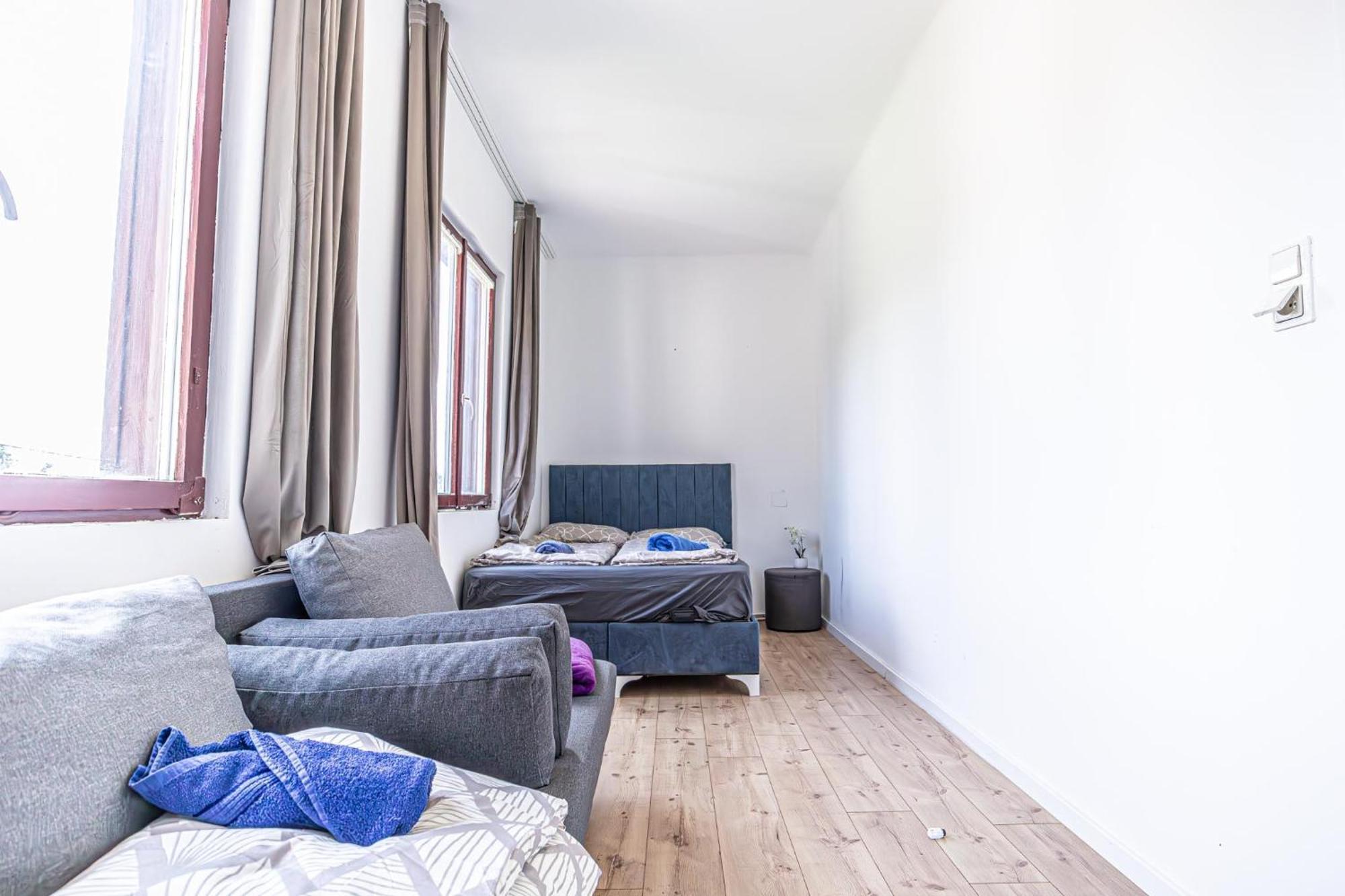 Comfy Rooms In Shared Villa With Terrace And Garden Viena Exterior foto